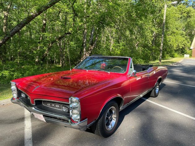 Image for 67' Pontiac GTO & 01' Chevrolet Corvette