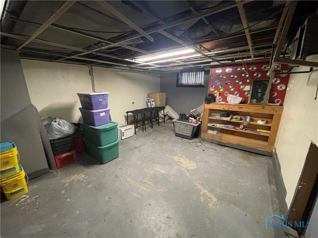 Image for ABSOLUTE AUCTION! 1931 BERKSHIRE PL.