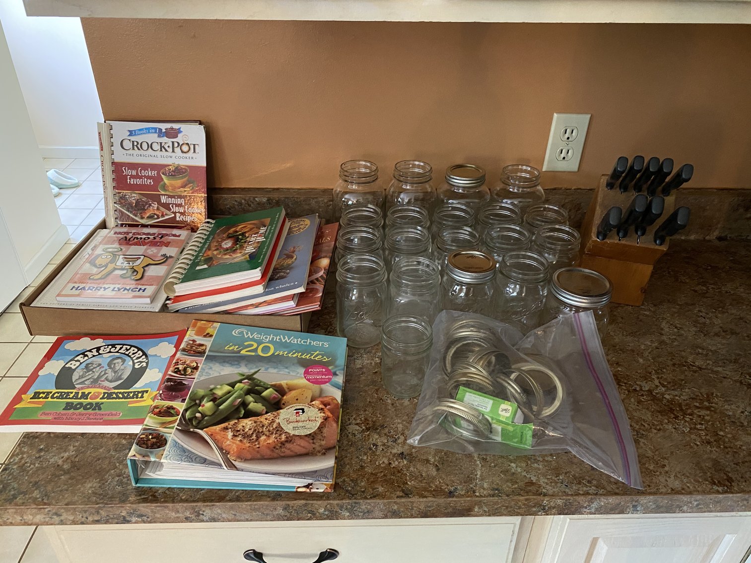 Image for Bridgeport, WV - Home Furnishings & Decor, Modern Furniture & More!