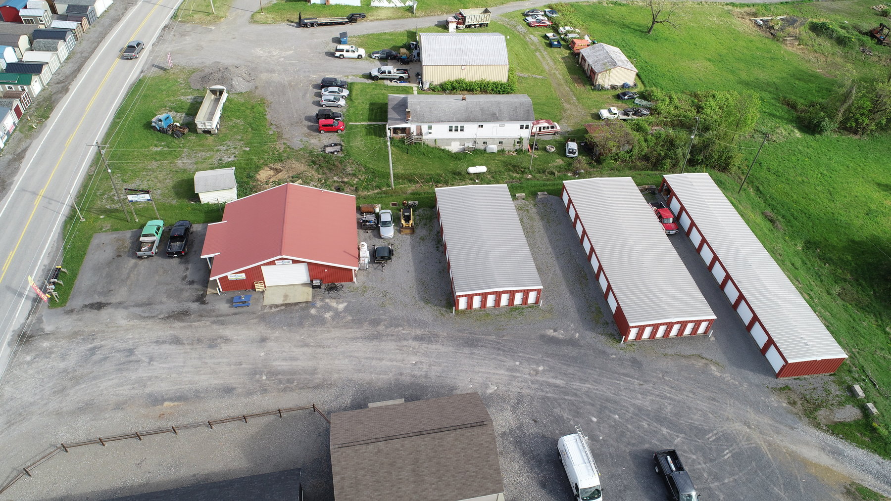 44 Unit Storage Facility & Commercial Building on 1.01 +/ Acres