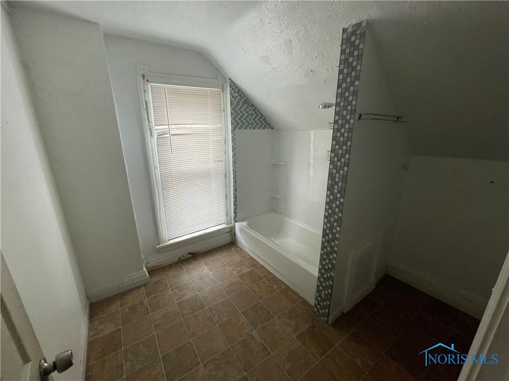 Image for ABSOLUTE AUCTION! 148 Gibbons St.