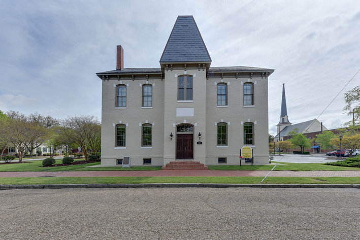 Image for Commercial Real Estate For Lease - Click Here for Details