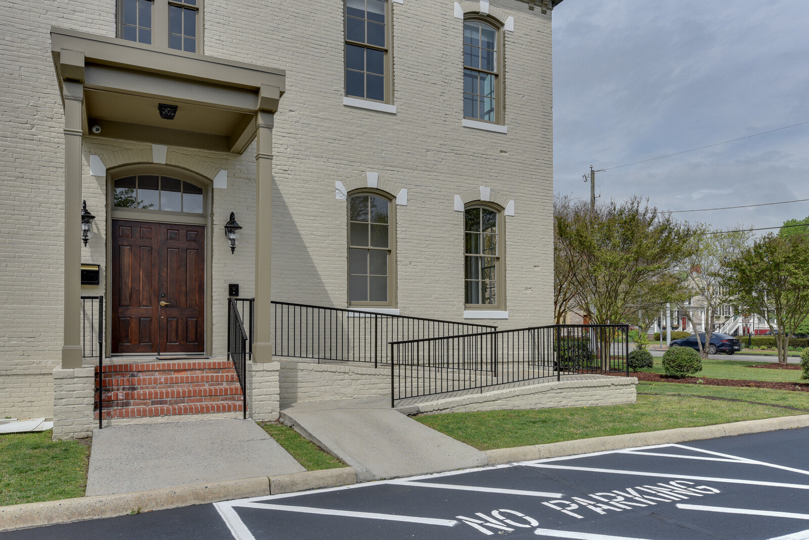 Image for Commercial Real Estate For Lease - Click Here for Details