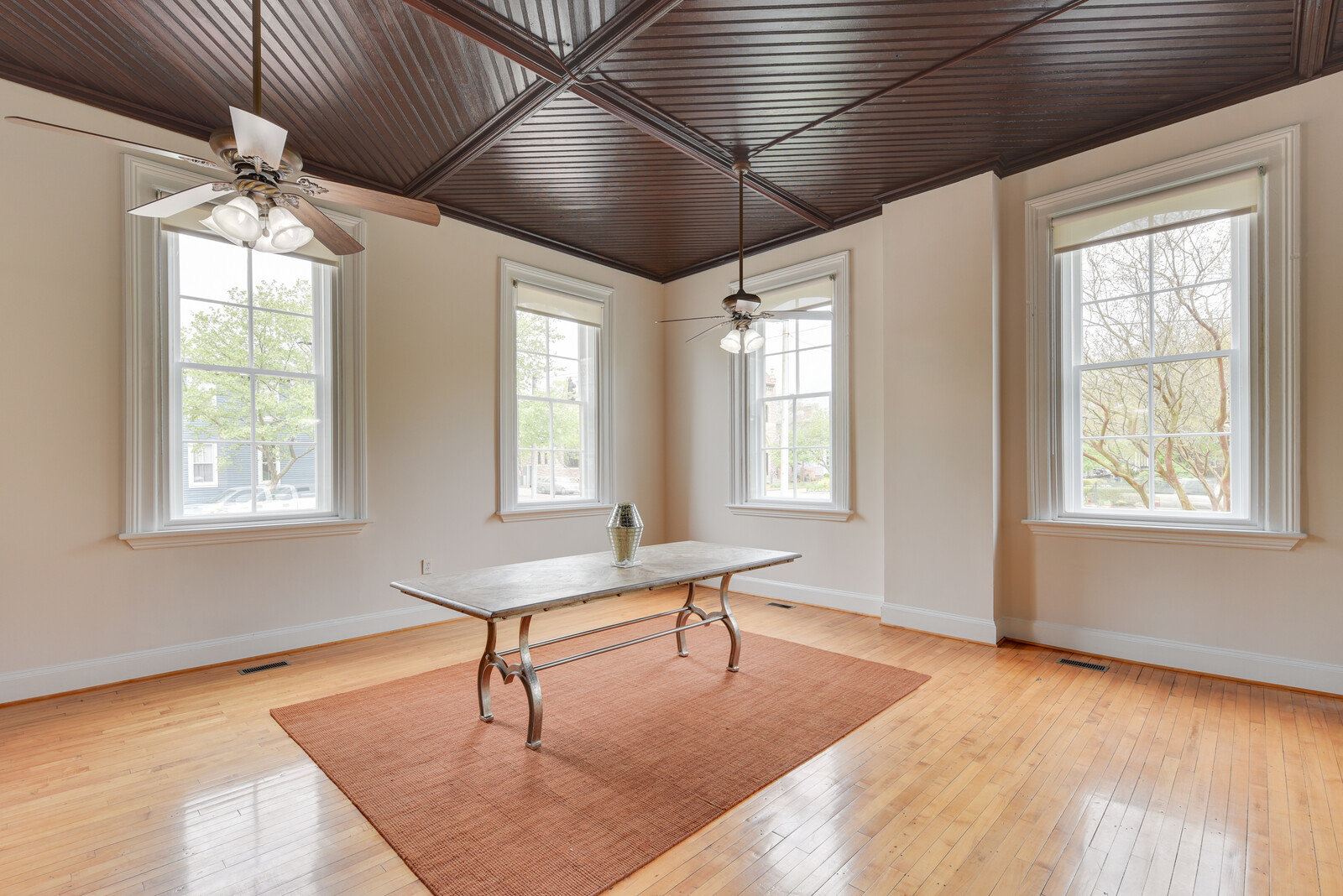 Image for Commercial Real Estate For Lease - Click Here for Details