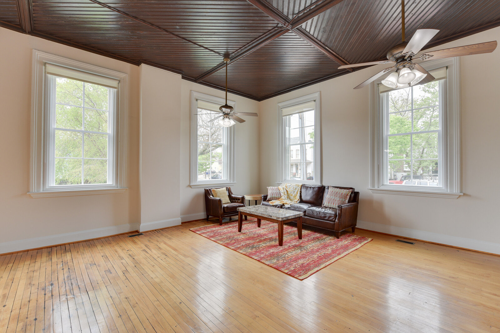 Image for Commercial Real Estate For Lease - Click Here for Details