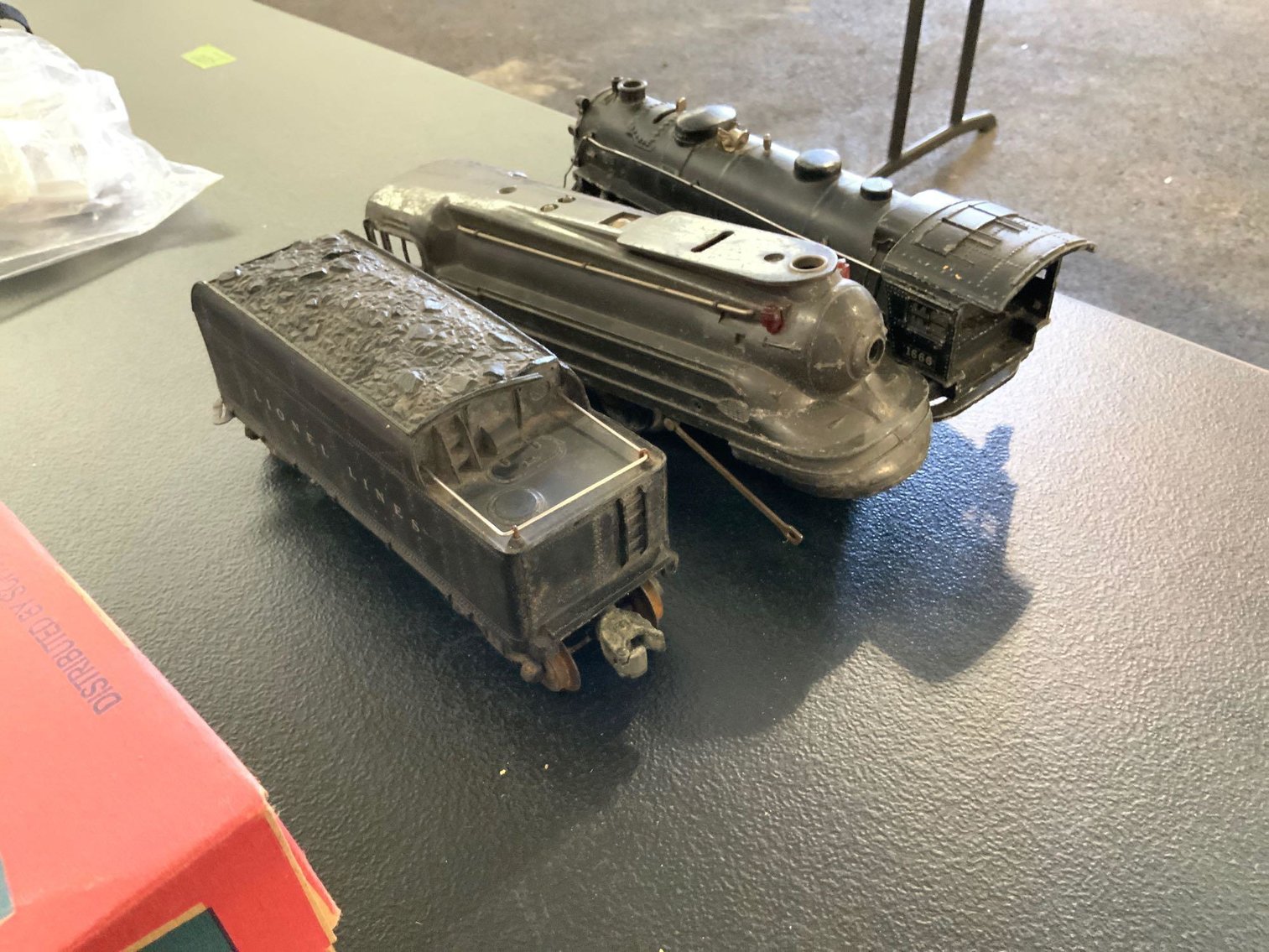 Image for U.S. and German World War 2 Memorabilia, Dwight Yoakam Guitars, Antique Furniture, Carpets, China and Limoges, Hull and Roseville Pottery, Sports Memorabilia & Tools, Framed Art, Stained Glass