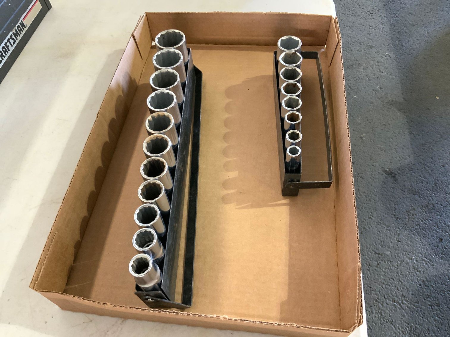 Image for U.S. and German World War 2 Memorabilia, Dwight Yoakam Guitars, Antique Furniture, Carpets, China and Limoges, Hull and Roseville Pottery, Sports Memorabilia & Tools, Framed Art, Stained Glass