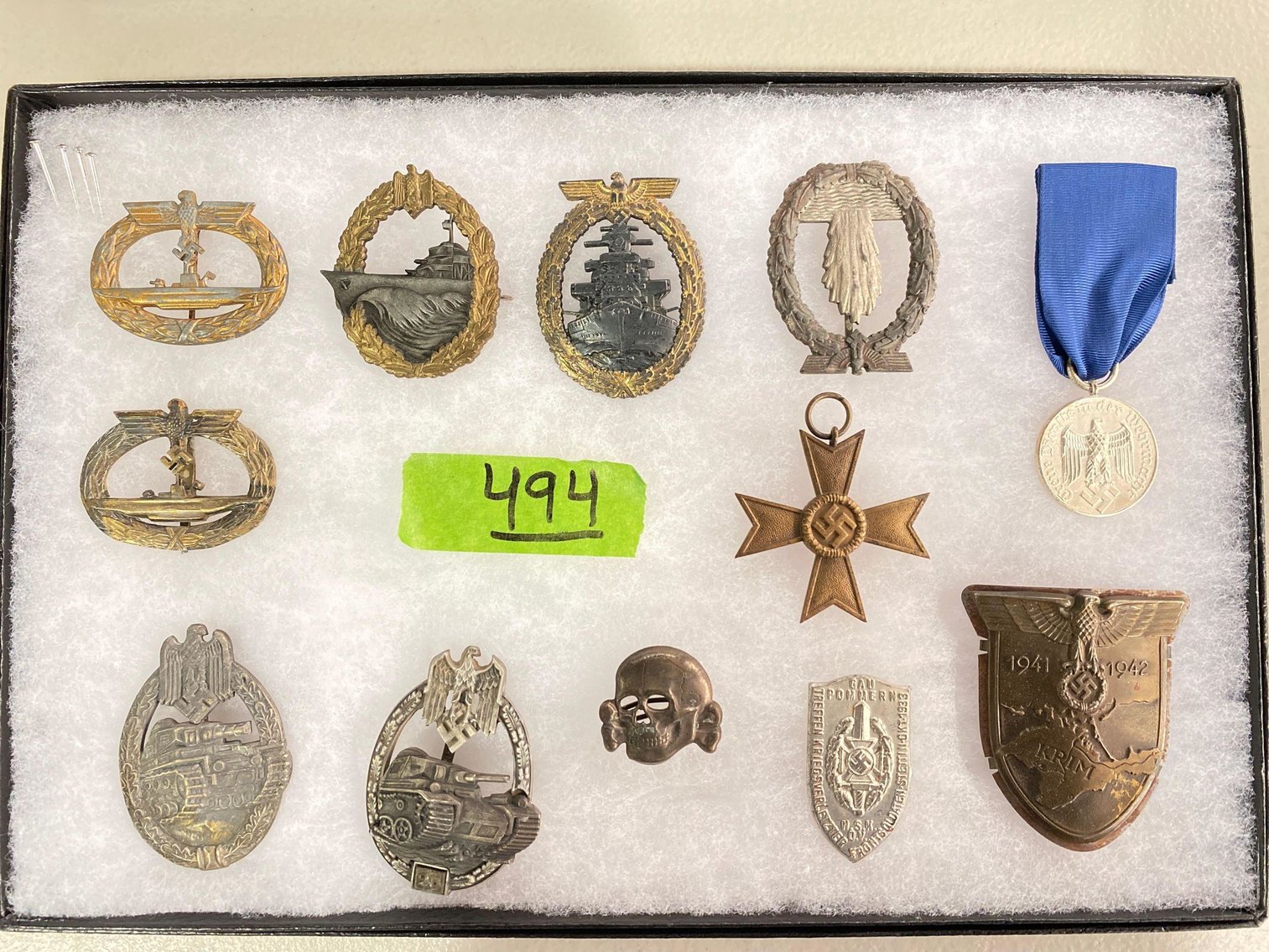 Image for U.S. and German World War 2 Memorabilia, Dwight Yoakam Guitars, Antique Furniture, Carpets, China and Limoges, Hull and Roseville Pottery, Sports Memorabilia & Tools, Framed Art, Stained Glass