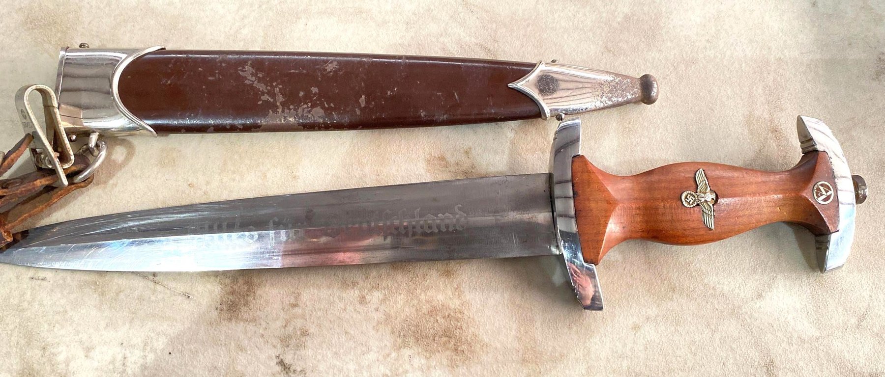 Image for U.S. and German World War 2 Memorabilia, Dwight Yoakam Guitars, Antique Furniture, Carpets, China and Limoges, Hull and Roseville Pottery, Sports Memorabilia & Tools, Framed Art, Stained Glass