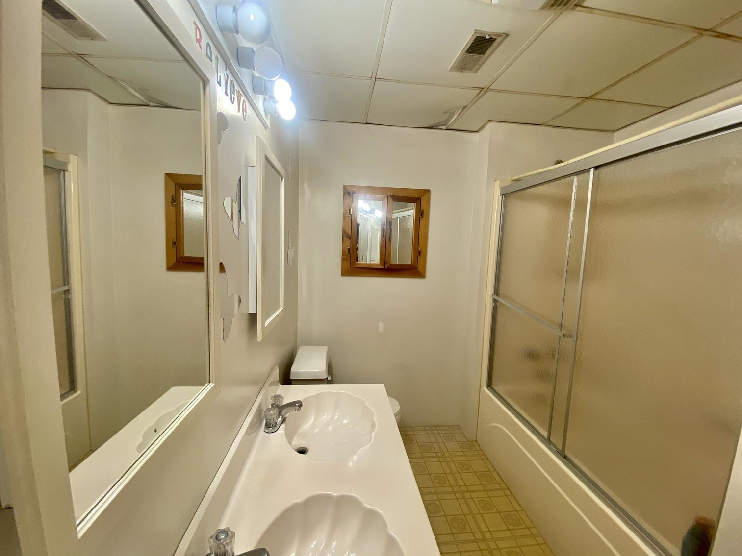 Image for SOLD $126,500 - Must-see 5 Bedroom Selling to the Highest Bidder