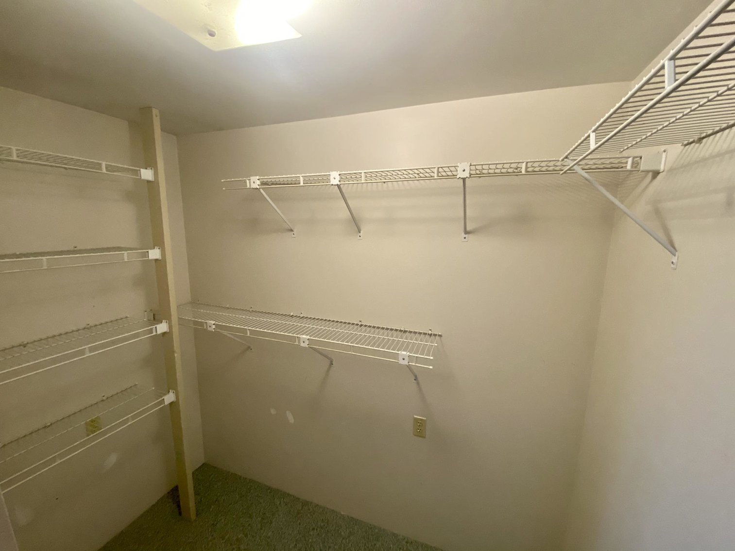 Image for SOLD $126,500 - Must-see 5 Bedroom Selling to the Highest Bidder