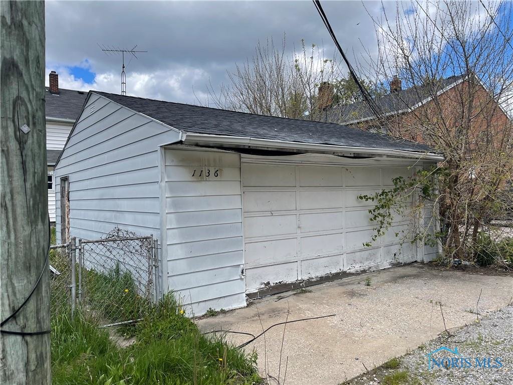 Image for ABSOLUTE AUCTION! 1136 E. Manhattan Blvd.