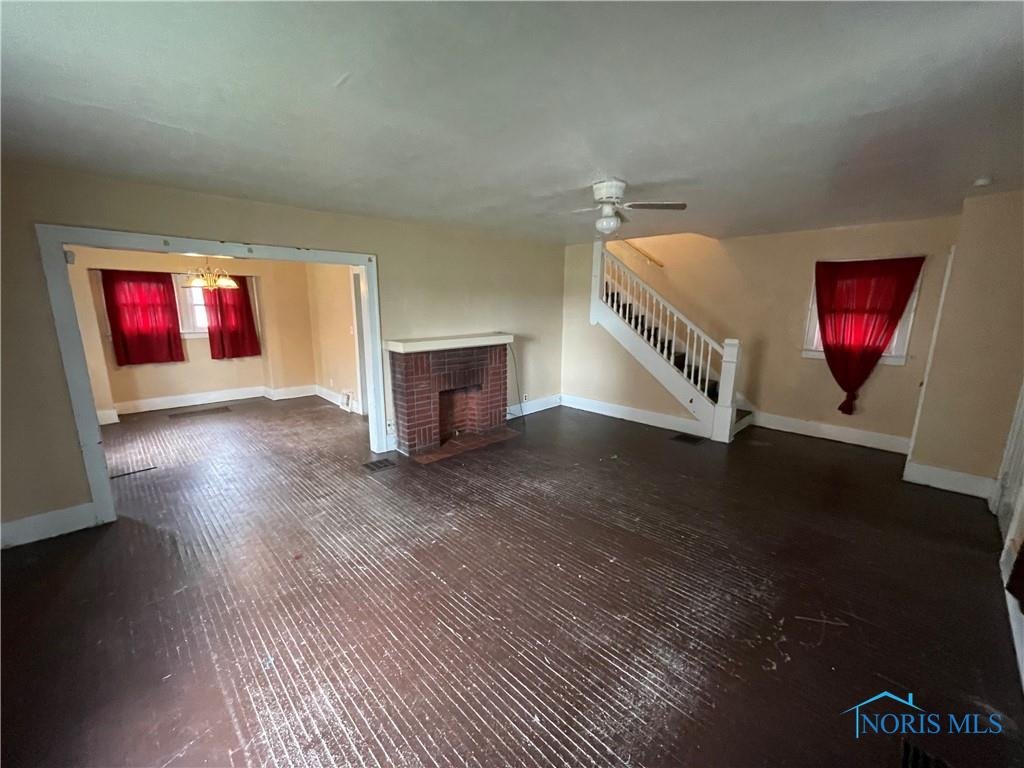 Image for ABSOLUTE AUCTION! 1136 E. Manhattan Blvd.