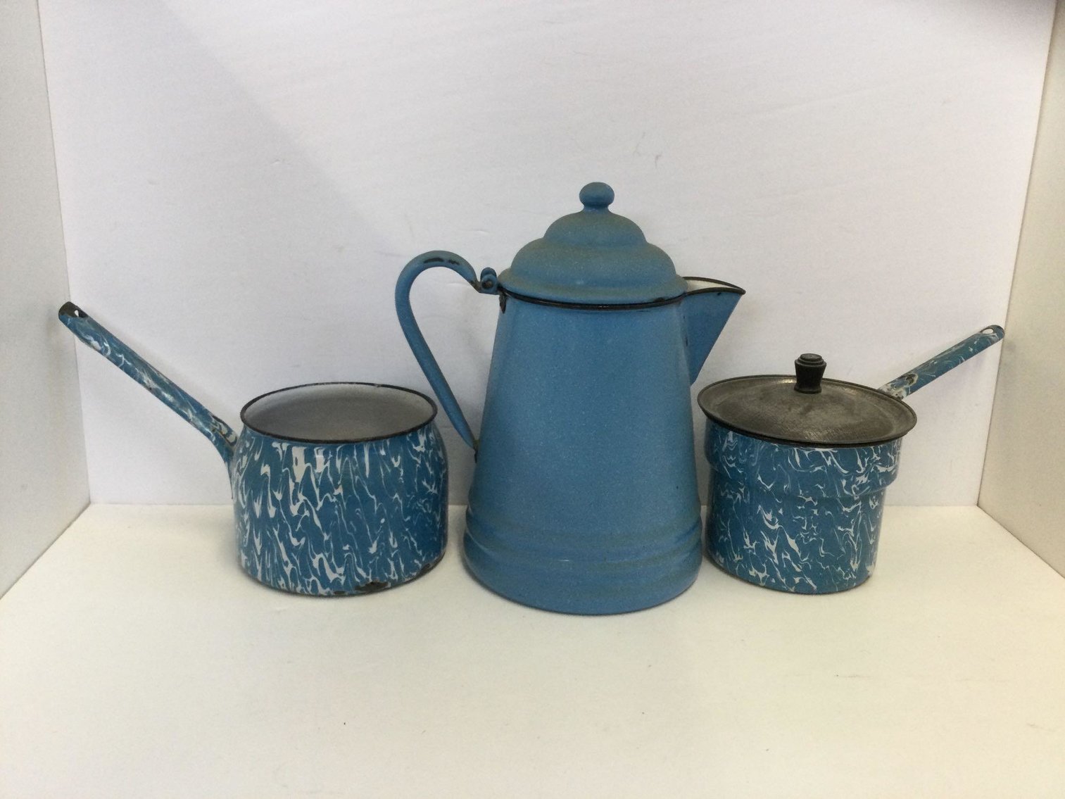 Image for Sports related, furniture, collectibles, coins-Main building front