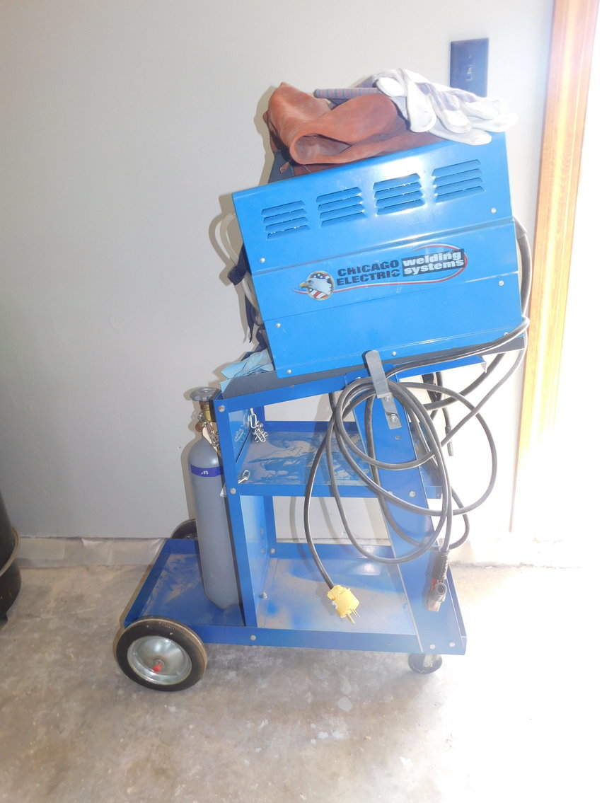 Image for BRUCE HELING ONLINE AUCTION