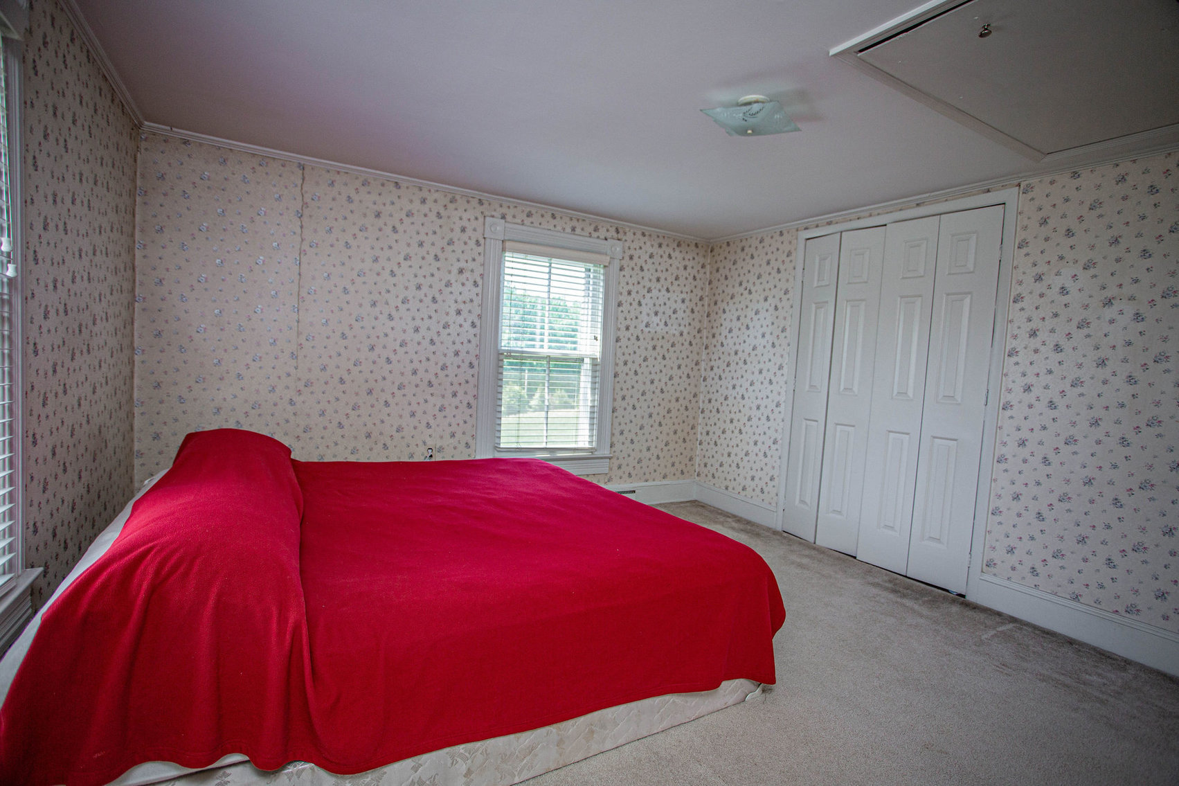 Image for 4 BR/2 BA Farm House, Barns, Fencing & 2 Ponds on 57.5 +/- Acres in Fauquier County, VA--SELLING to the HIGHEST BIDDER!!