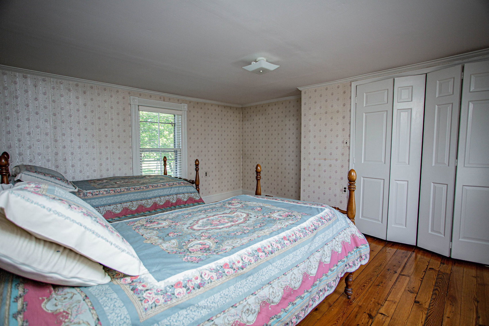 Image for 4 BR/2 BA Farm House, Barns, Fencing & 2 Ponds on 57.5 +/- Acres in Fauquier County, VA--SELLING to the HIGHEST BIDDER!!