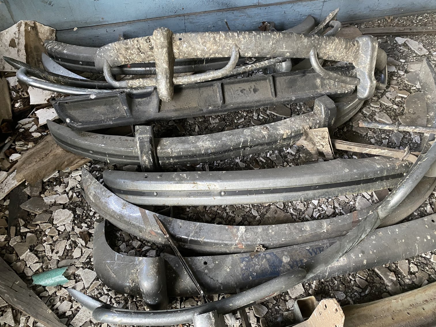 Image for Farmington, WV - Estate of Willie Toothman VW's, Parts & More