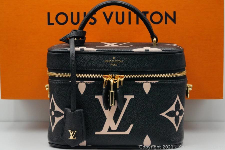 Image for Luxury Items, Crypto & Kardashian Jewelry