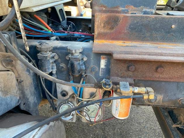 2012 Kenworth T800 Quad Axle Dump Truck, 2013 Bobcat S185 Skid Loader