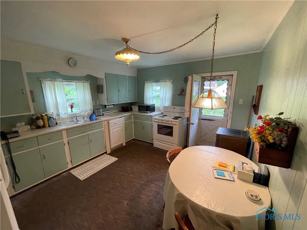 Image for MINIMUM BID AUCTION $39,000! 2608 Westbrook Dr