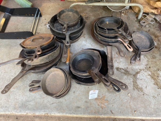 Image for Antique/Vintage and more Online Auction