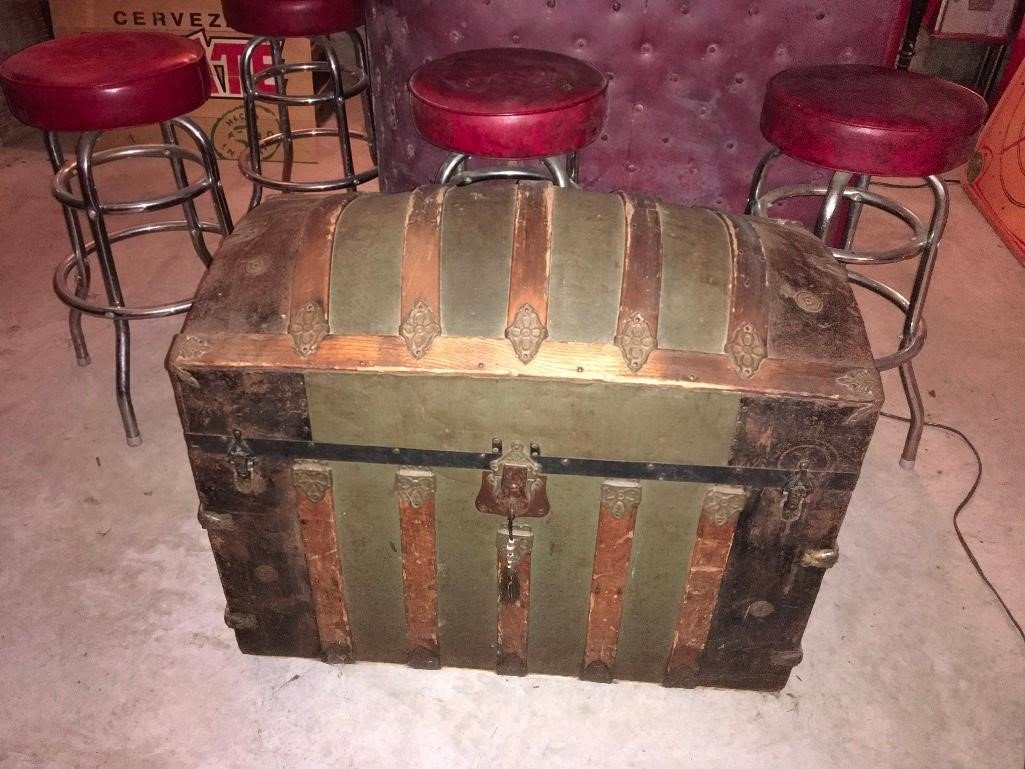 Image for Antique/Vintage and more Online Auction