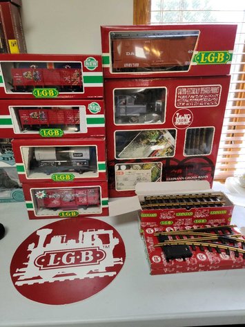 Image for Watch/Clock Collection, Hummel’s, Antiques, Furnishings, Tools, Household – Online Auction