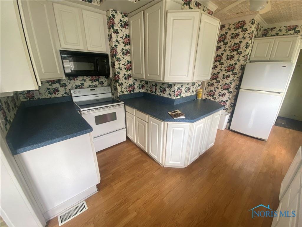 Image for MINIMUM BID AUCTION $149,000! 529 Hickory St.