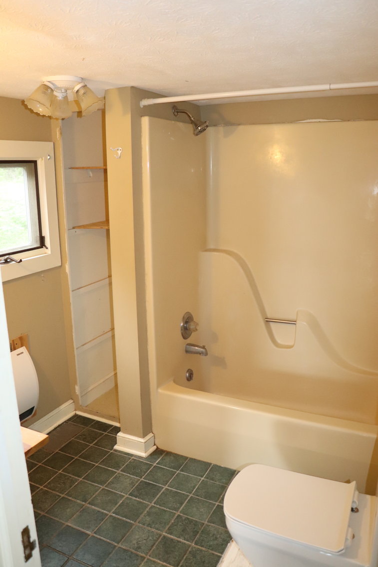 Image for Two Bedroom Home on 3.58 +/- Acres With Beautiful Views In Historic Afton VA