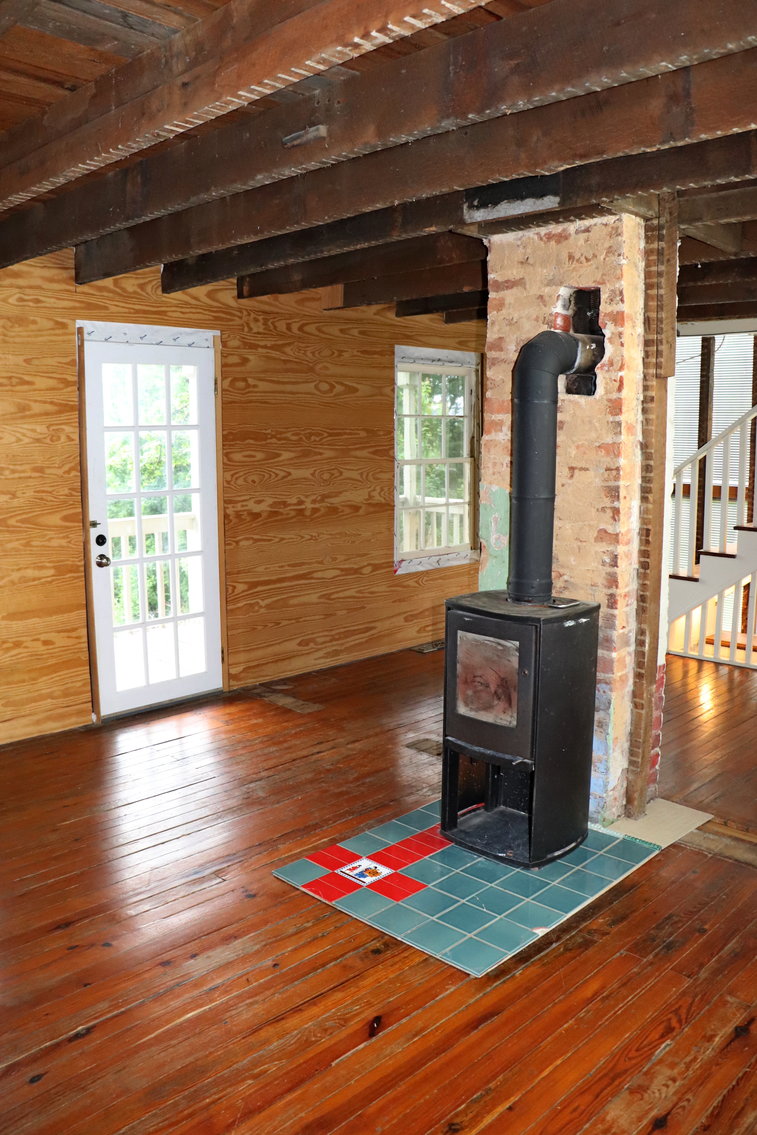 Image for Two Bedroom Home on 3.58 +/- Acres With Beautiful Views In Historic Afton, VA