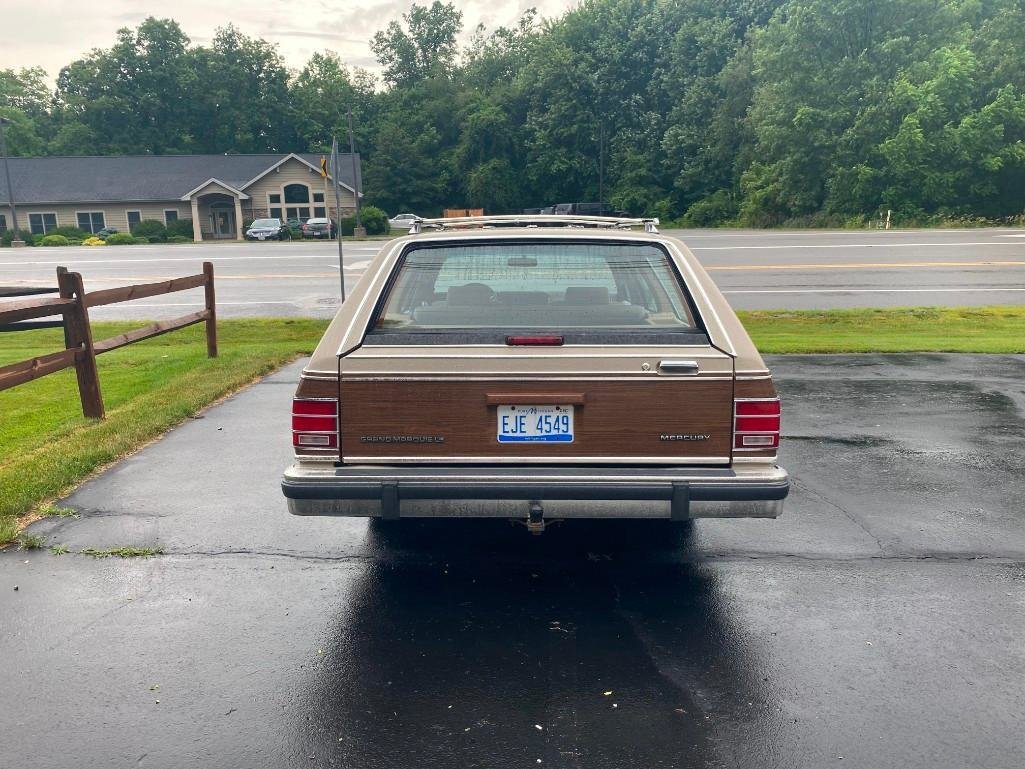 Image for 1990 Mercury Marquis Station Wagon