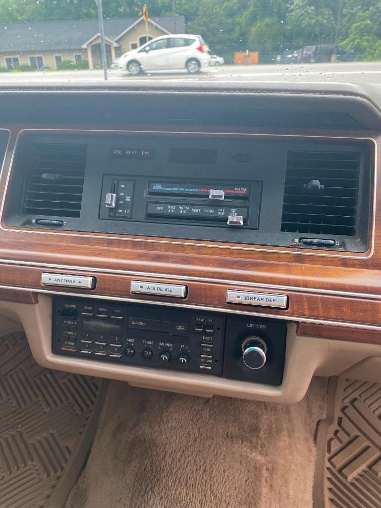 Image for 1990 Mercury Marquis Station Wagon