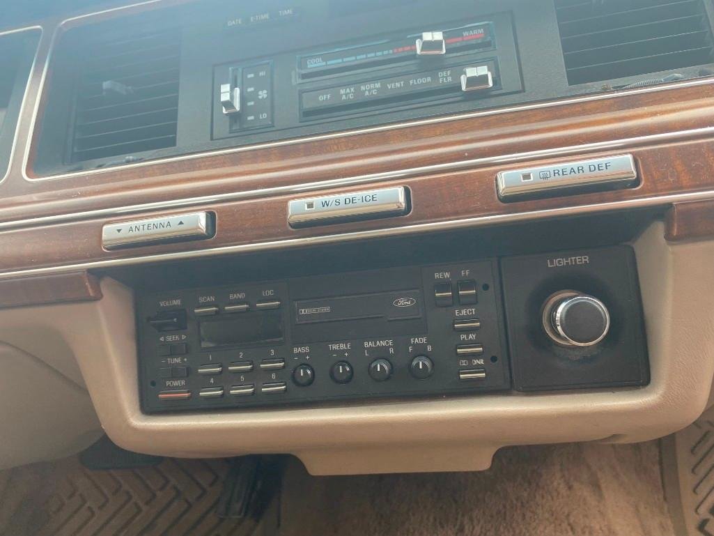 Image for 1990 Mercury Marquis Station Wagon