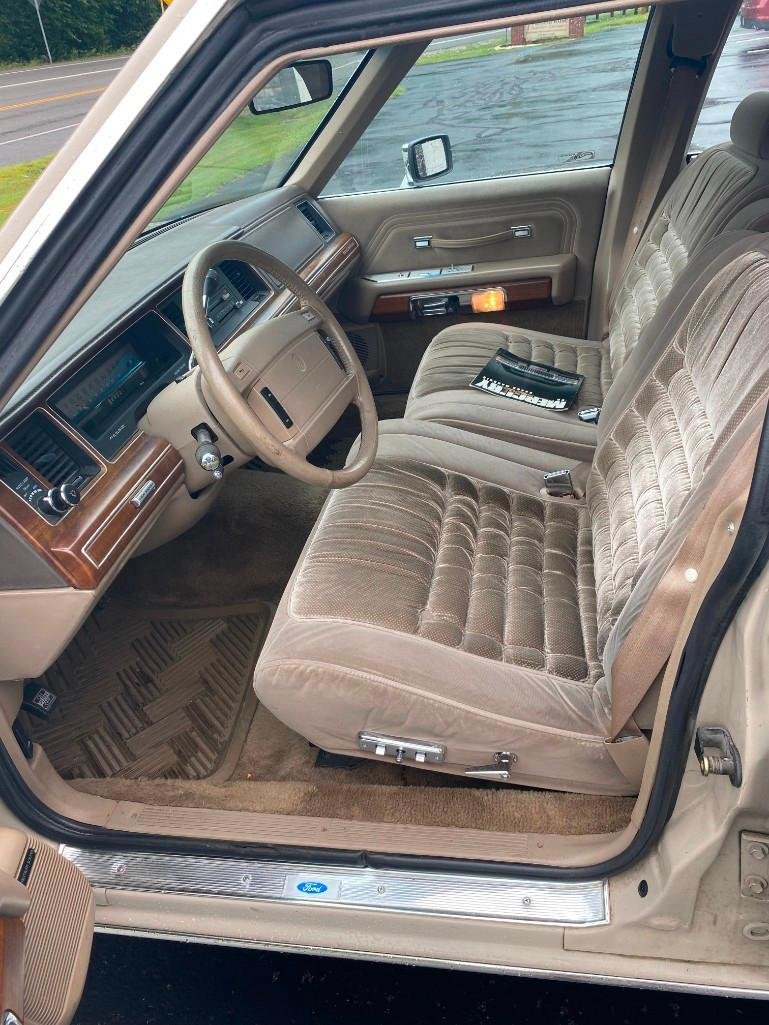 Image for 1990 Mercury Marquis Station Wagon