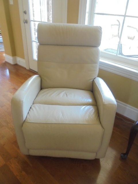 Image for PUBLIC ESTATE AUCTION ((LIVING)