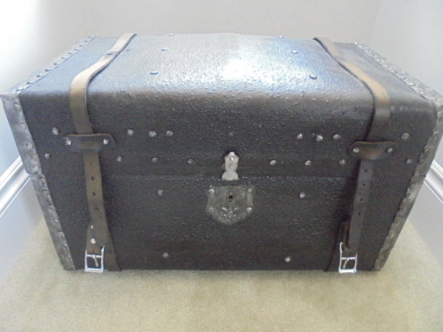 Image for PUBLIC ESTATE AUCTION ((LIVING)