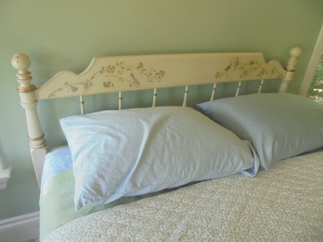 Image for PUBLIC ESTATE AUCTION ((LIVING)