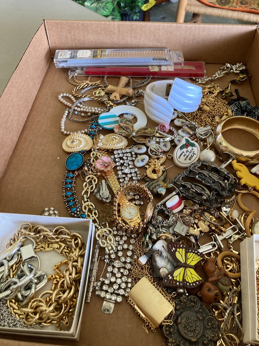Image for Friendly, WV – Barbara Smith Estate: Furniture, Glassware, China, and More!