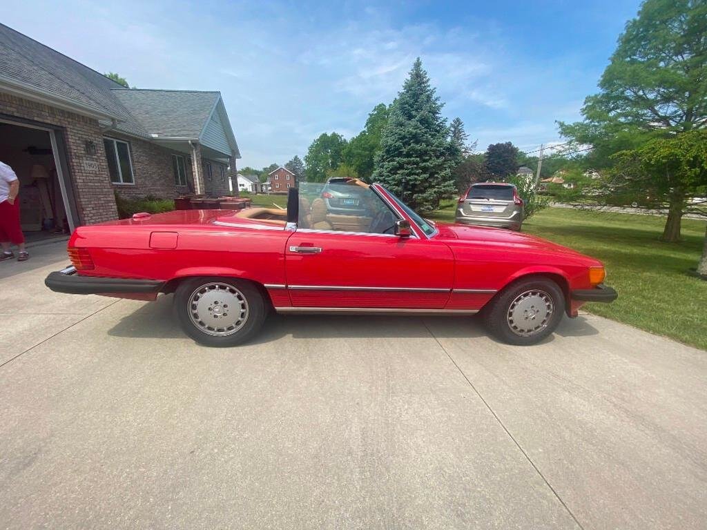 Image for 1988 Mercedes-Benz 560 Passenger Car