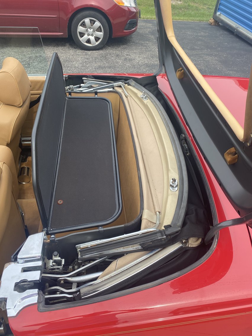 Image for 1988 Mercedes-Benz 560 Passenger Car