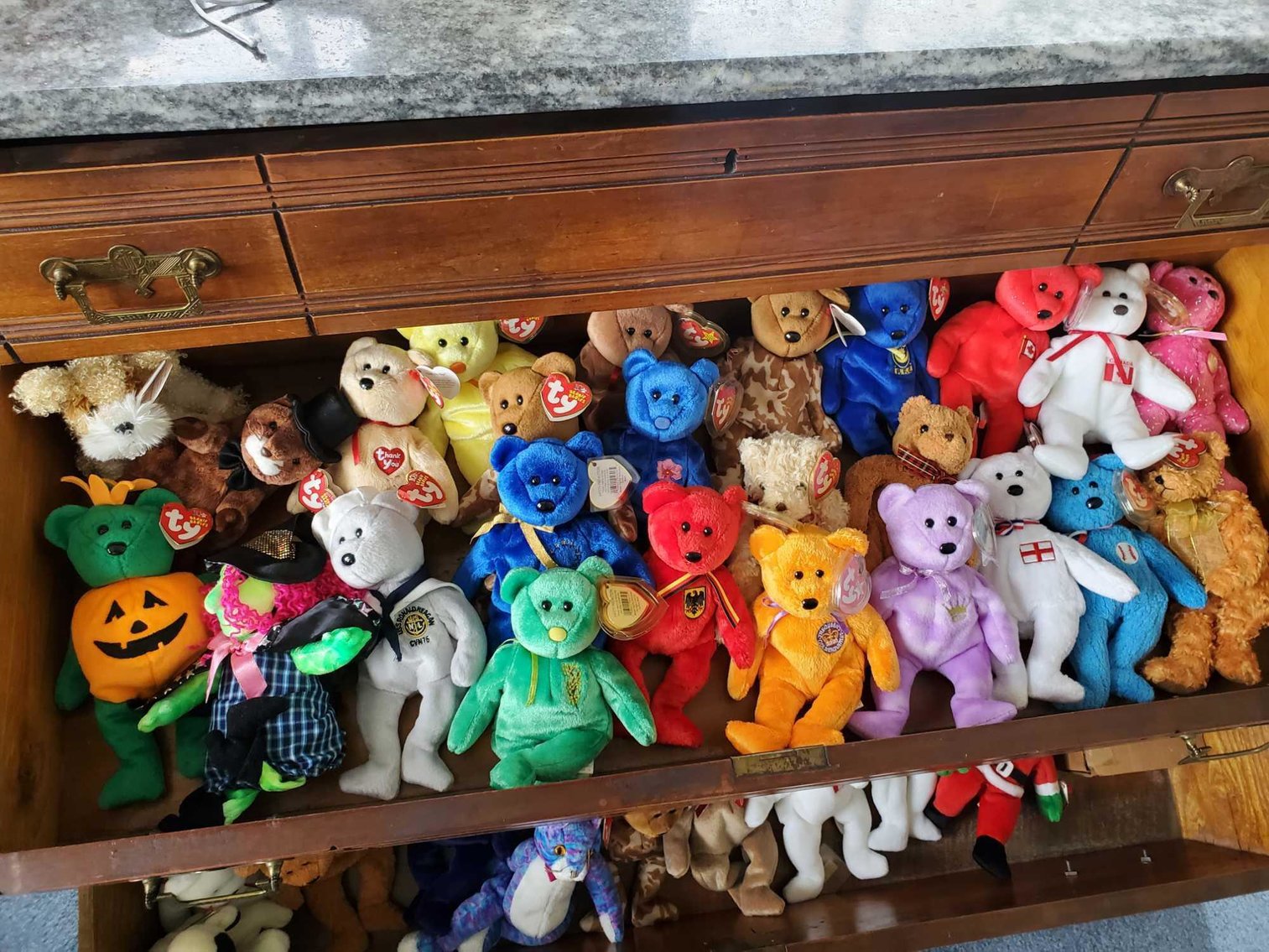 Image for Furniture, Collectibles, Artwork & more-Cupola House