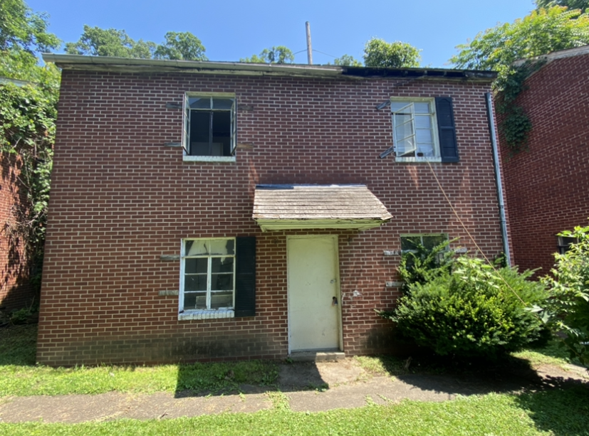 19 Apartment Units Plus Garage Selling to the Highest Bidder