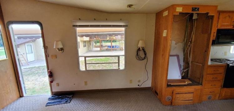 1994 Hitchhiker 5th Wheel Camper