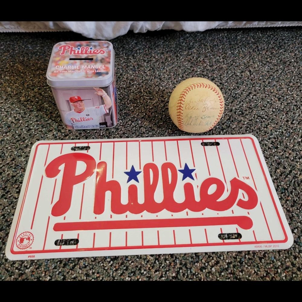 Image for De Armoun Designer Furnishings Auction