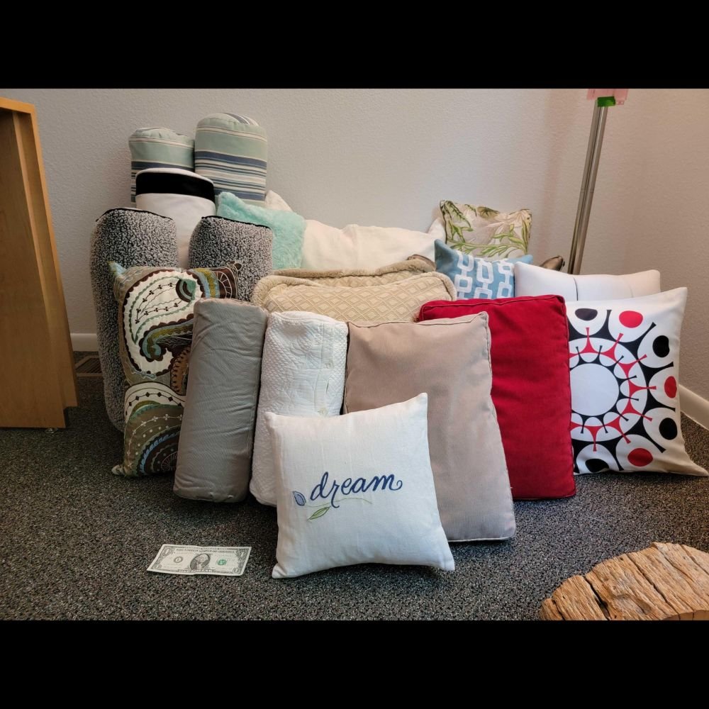 Image for De Armoun Designer Furnishings Auction