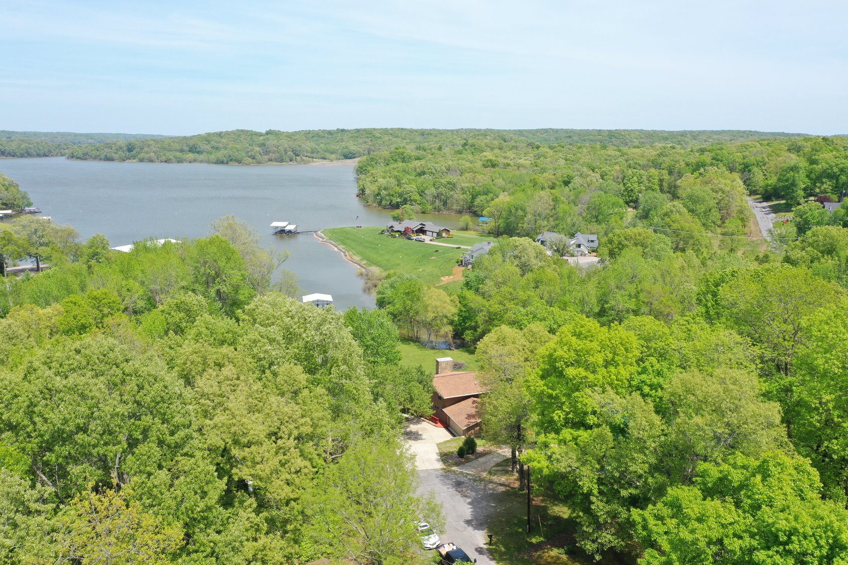 Waterfront Real Estate 7 Valley Dr., Cadiz, KY