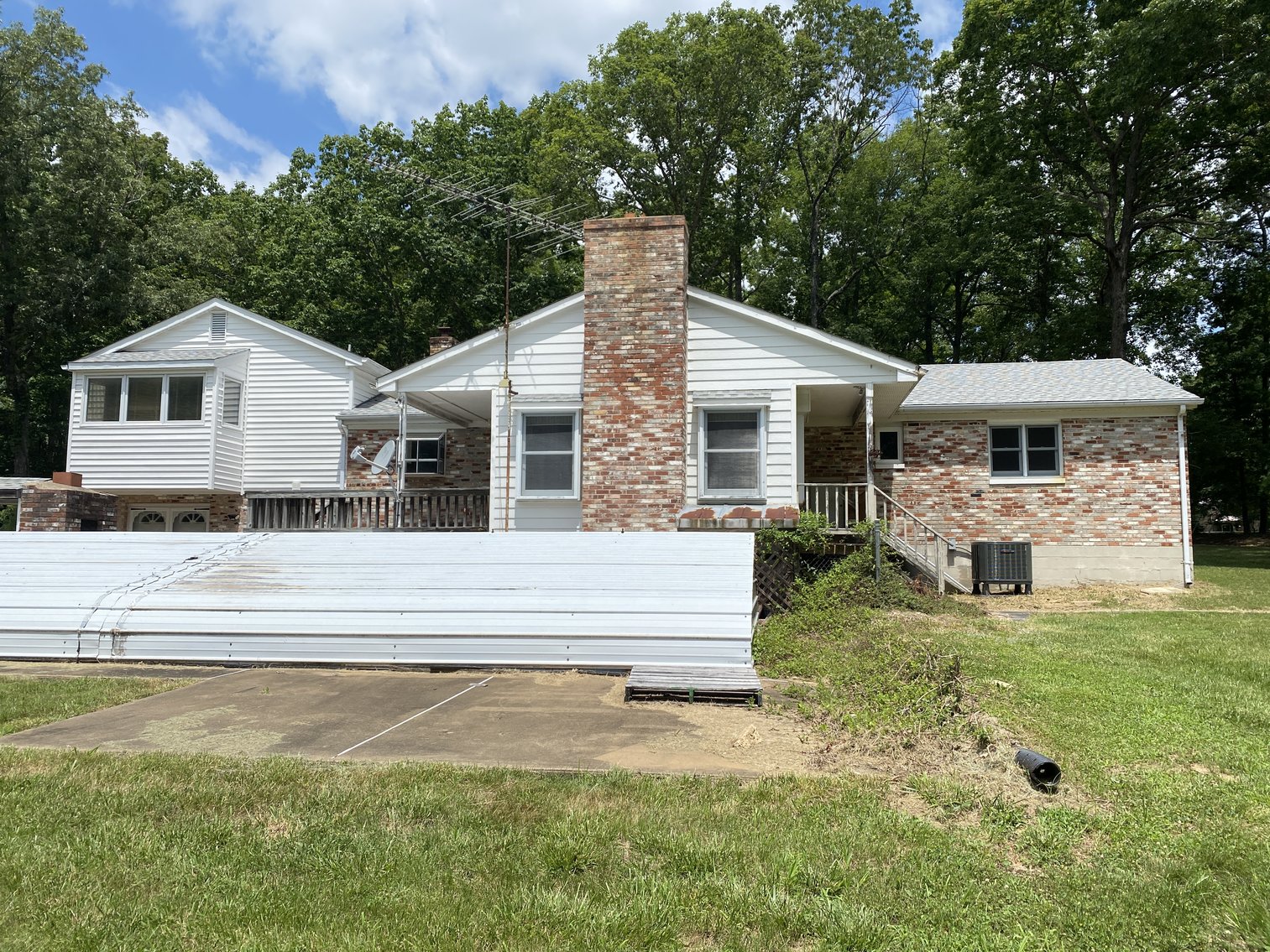 Image for 4 BR/4 BA Home on 29.1 +/- Acres in Orange County, VA--SELLS to the HIGHEST BIDDER!!