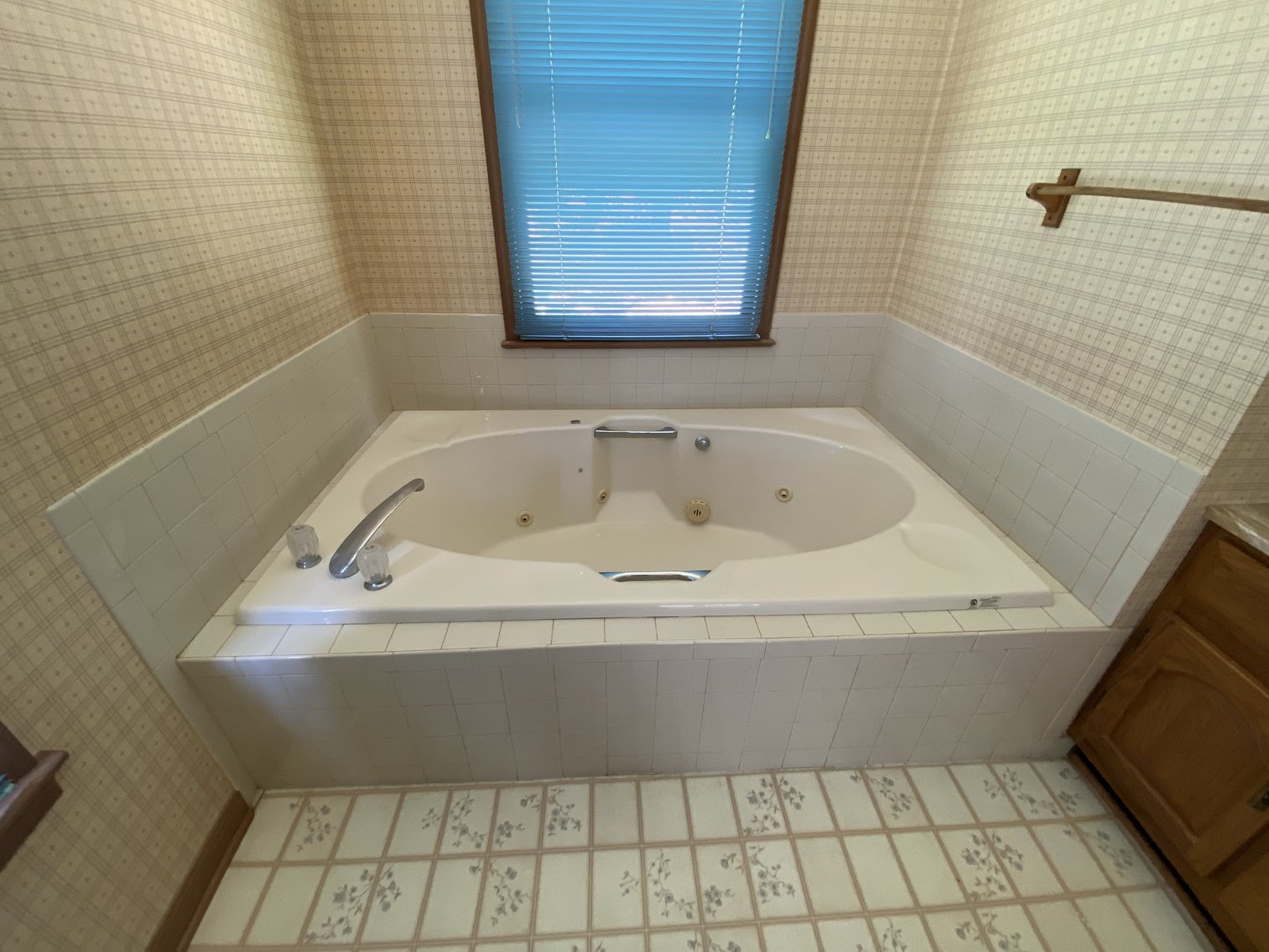 Image for 4 BR/4 BA Home on 29.1 +/- Acres in Orange County, VA--SELLS to the HIGHEST BIDDER!!