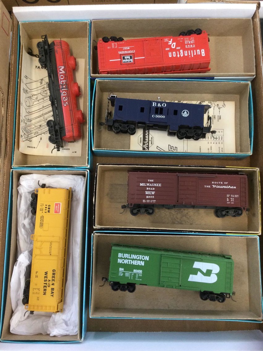 Image for Furniture, Collectibles, Household-Main back half